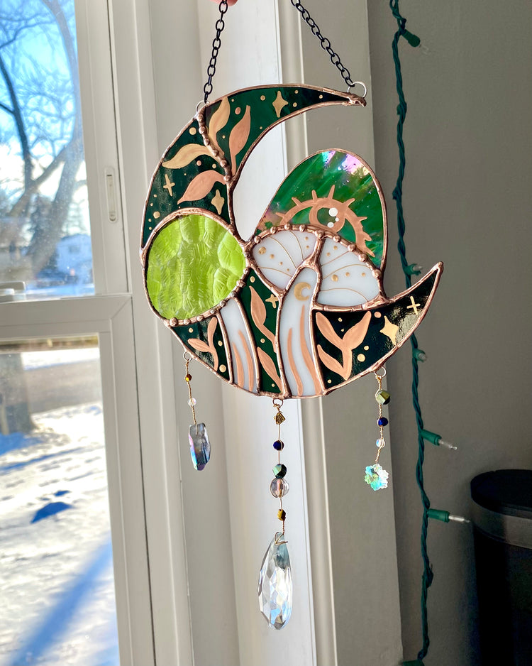 Emerald Green Mushmoon Stained Glass Suncatcher